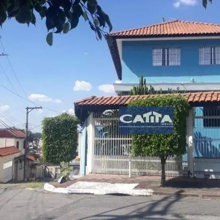 Rent this 4 bed house on Avenida Líder 109 in Jardim Brasília, São Paulo - SP