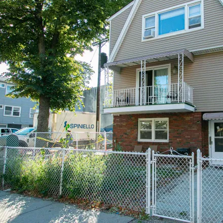 Rent this 2 bed townhouse on 321 2nd Street in Jersey City, NJ 07302
