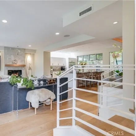 Image 4 - 505 Poinsettia Avenue, Newport Beach, CA 92625, USA - Condo for sale