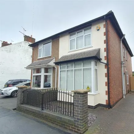 Buy this 3 bed duplex on Bakewell Street in Coalville, LE67 3BA
