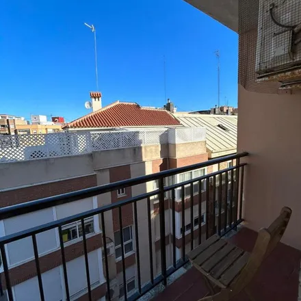 Image 5 - Carrer d'Isaac Peral, 18, 46024 Valencia, Spain - Apartment for rent