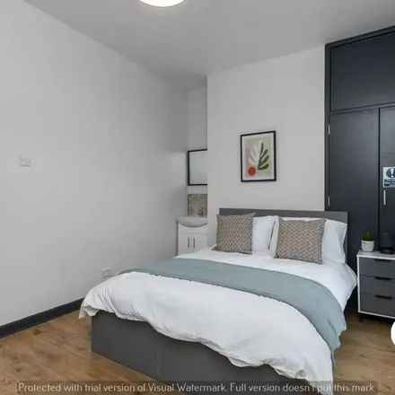 Image 1 - 14 Chadwick Street, Belfast, BT9 7FB, United Kingdom - Apartment for rent