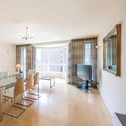 Rent this 3 bed apartment on Balmoral Court in 20 Queen's Terrace, London