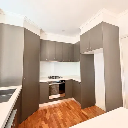 Rent this 4 bed townhouse on Geoffreys Kitchen in 127 Pakington Street, Geelong West VIC 3218