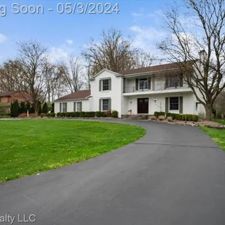 Image 4 - 589 Kingsley Trail, Bloomfield Hills, MI 48304, USA - House for sale