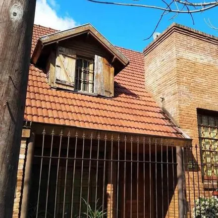 Buy this 3 bed house on 156 - Pasaje B 2180 in Villa General Eugenio Necochea, B1606 AUL José León Suárez