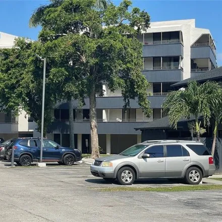 Image 1 - 16220 Northwest 2nd Avenue, Miami-Dade County, FL 33169, USA - Condo for rent