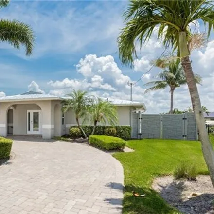 Image 7 - 2867 Southeast 18th Court, Cape Coral, FL 33904, USA - House for sale