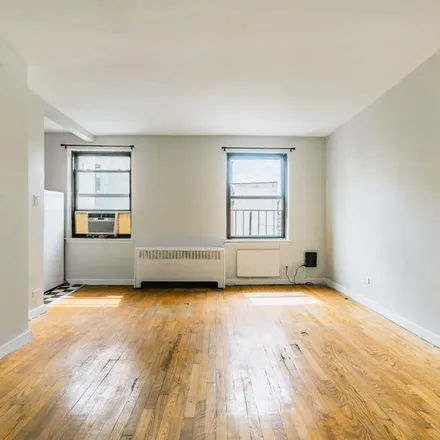 Rent this 1 bed apartment on V-Nam Cafe in 20 1st Avenue, New York