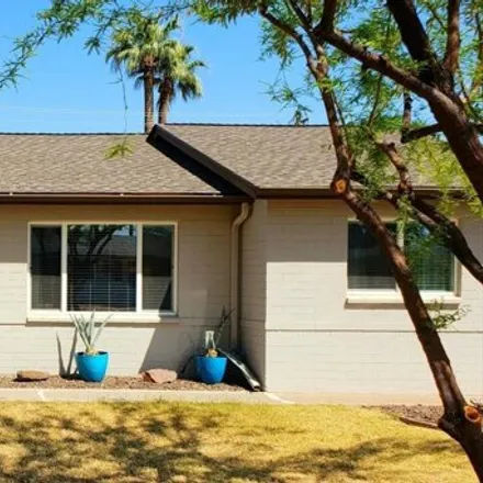 Rent this 3 bed house on 2823 North 69th Place in Scottsdale, AZ 85257