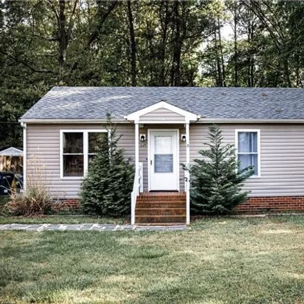 Buy this 3 bed house on 125 Huntsman Road in Sandston, Henrico County