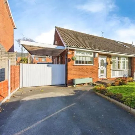 Buy this 2 bed house on Worsley Crescent in Hazel Grove, SK2 6AE