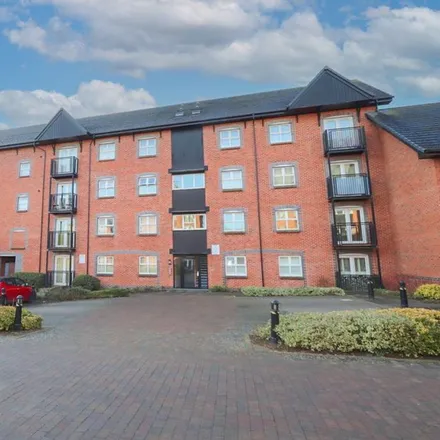 Rent this 2 bed apartment on The Wharf in Linslade, LU7 2AJ