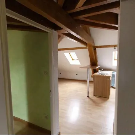 Rent this 3 bed apartment on 48 a Rue de Stalingrad in 38130 Échirolles, France