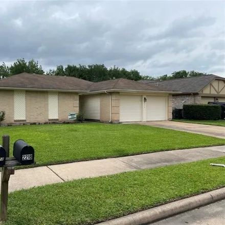 Image 3 - 2222 South Ferrisburg Court, Sugar Land, TX 77478, USA - House for sale
