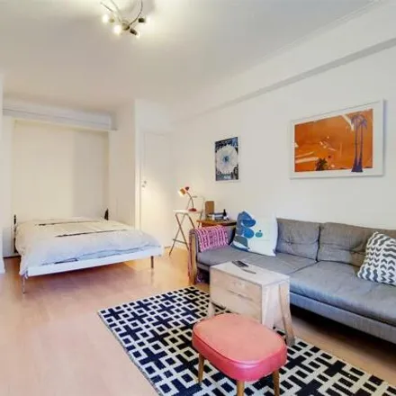 Rent this studio loft on Redcliffe Close in Old Brompton Road, London