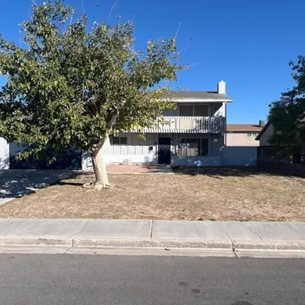 Buy this 4 bed house on 5544 Clydesdale Street in Paradise, NV 89119