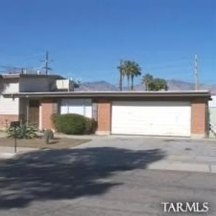 Image 1 - 7909 East 2nd Street, Tucson, AZ 85710, USA - House for rent