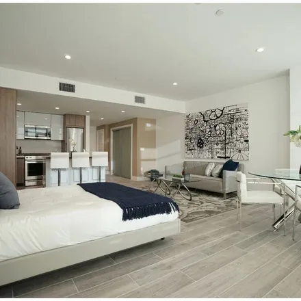 Rent this 1 bed apartment on La Brea Regency Lofts in Hawthorn Avenue, Los Angeles