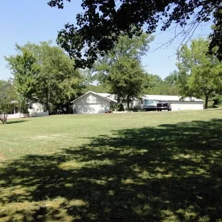 Buy this studio house on 20638 Bean Patch Loop in Le Flore County, OK 74940
