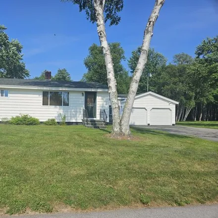Buy this 3 bed house on 63 Water Street in Howland, ME 04448