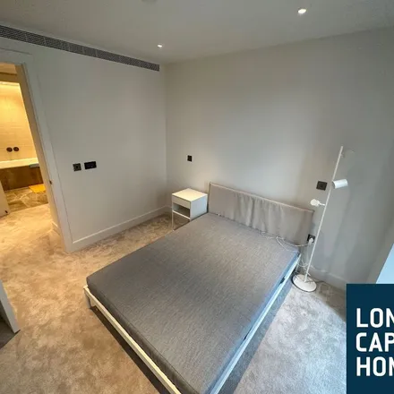 Image 7 - Centre Stage, Fountain Park Way, London, W12 7NP, United Kingdom - Apartment for rent