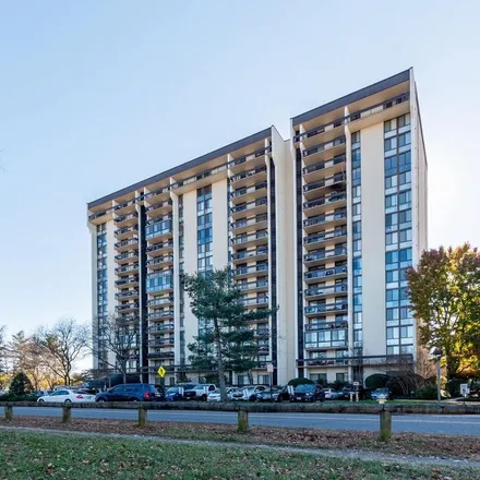 Image 4 - The Green House Condominium, 5300 Holmes Run Parkway, Alexandria, VA 22304, USA - Apartment for rent