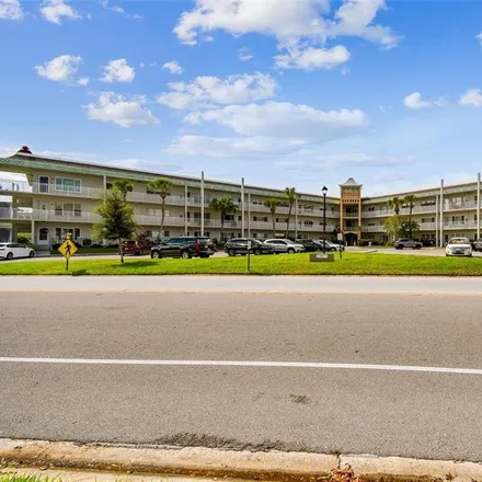 Buy this 2 bed condo on Top of The World East in World Parkway Boulevard, Palm Harbor