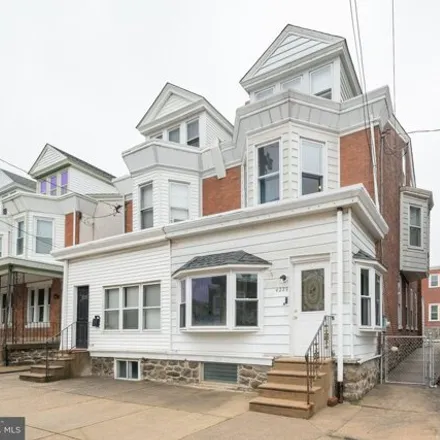 Image 1 - 4229 Manayunk Avenue, Philadelphia, PA 19127, USA - House for sale