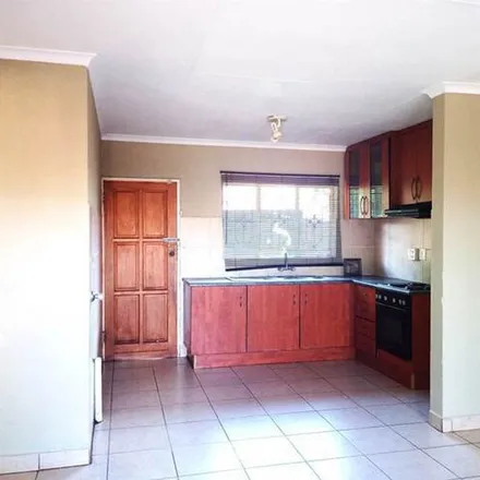 Image 2 - Maple Road, Chantelle, Akasia, 0118, South Africa - Apartment for rent