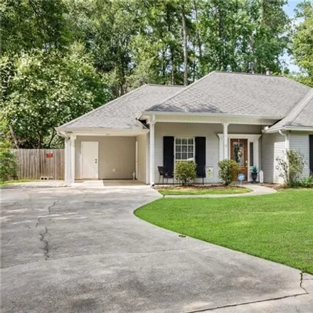 Buy this 3 bed house on 52 Hickory Dr in Covington, Louisiana