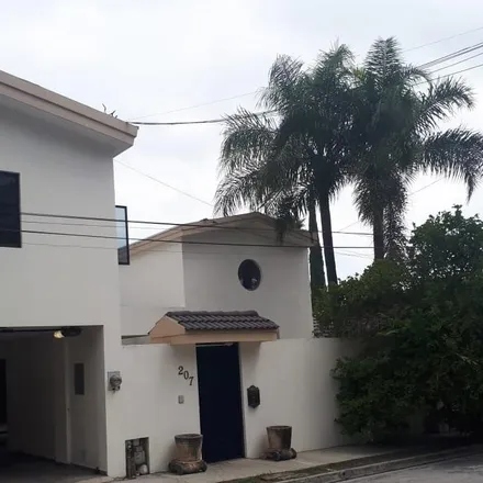 Buy this studio house on Calle Corona in Lomas del Valle, 66200 San Pedro Garza García