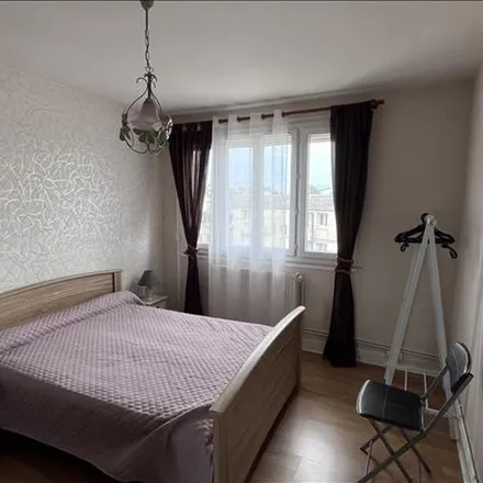 Rent this 3 bed apartment on 11 Boscartus in 87520 Cieux, France