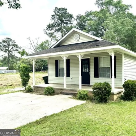 Buy this 3 bed house on 16 Henry Street in Lakeview Estates, Statesboro