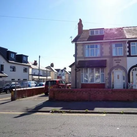 Buy this 5 bed duplex on Weeton Avenue in Cleveleys, FY5 1EZ