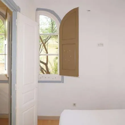 Image 4 - Carrer de Montmany, 28, 08012 Barcelona, Spain - Apartment for rent