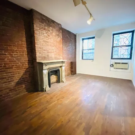 Rent this 1 bed apartment on 453 West 43rd Street in New York, NY 10036