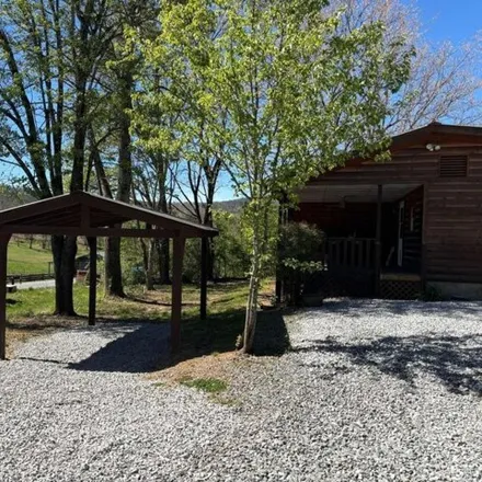 Buy this 2 bed house on 191 Old Home Pl Road in Sugar Creek, Fannin County