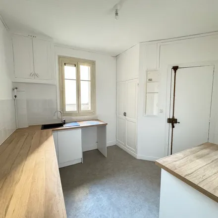 Image 2 - 99 Rue Damrémont, 75018 Paris, France - Apartment for rent