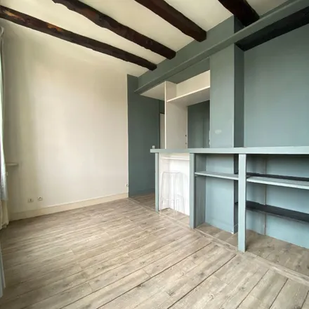 Rent this 2 bed apartment on 24 Rue Narcisse Guilbert in 76130 Mont-Saint-Aignan, France