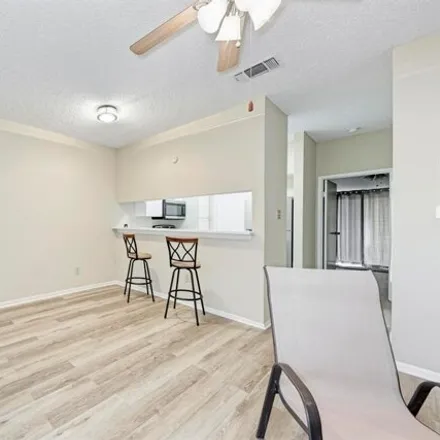 Image 7 - 2901 San Jacinto Boulevard, Austin, TX 78705, USA - Condo for sale