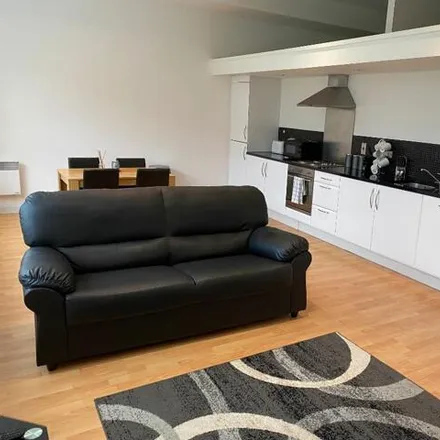 Rent this 2 bed room on The Herald Building in Albion Street, Glasgow