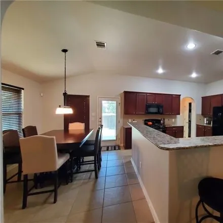 Image 6 - 228 Lillie Robyn Lane, Buda, TX 78610, USA - House for rent