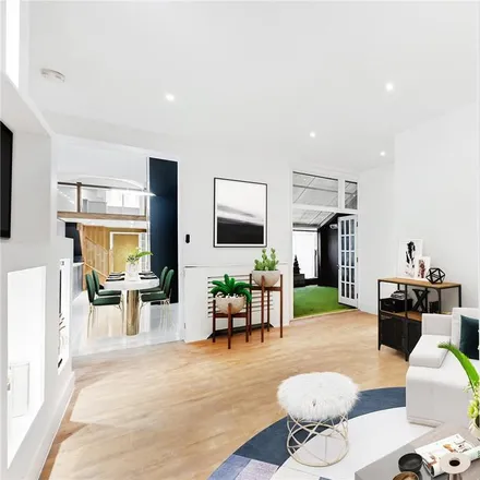 Rent this 3 bed apartment on 17 Elvaston Mews in London, SW7 5HR