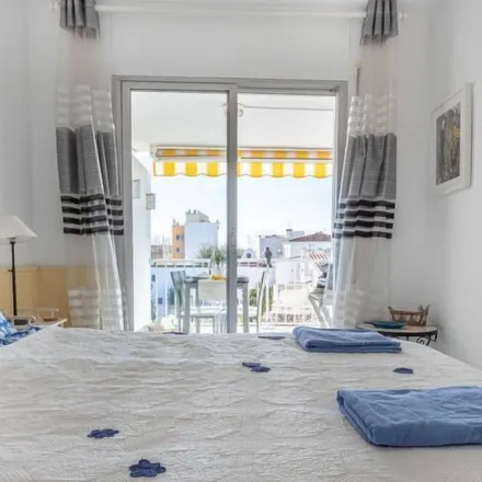 Rent this 2 bed apartment on 17487 Castelló d'Empúries