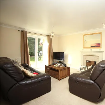 Rent this 4 bed house on 7 Stone Crescent in Cheltenham, GL51 8DP