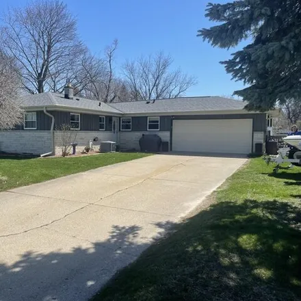 Buy this 3 bed house on 640 Rose Street in Oconomowoc, WI 53066