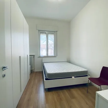 Image 8 - Viale Milazzo 23, 43125 Parma PR, Italy - Apartment for rent