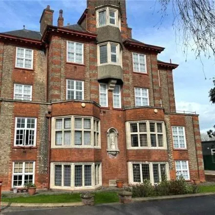 Rent this 2 bed apartment on St. Vincent de Paul in Queens Road, Hull