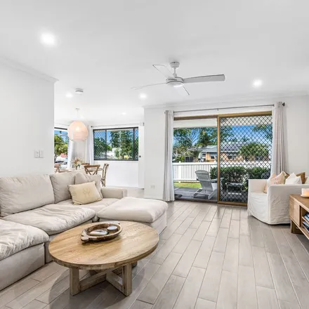 Rent this 3 bed apartment on Albert Street in Ormiston QLD 4160, Australia